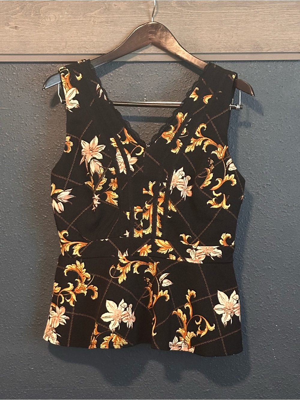 Thalia Sodi Black Floral V-Neck Peplum Camisole